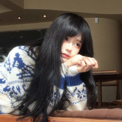 粉红火鹤的神秘凝视